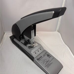 Bostitch Heavy-Duty Stapler